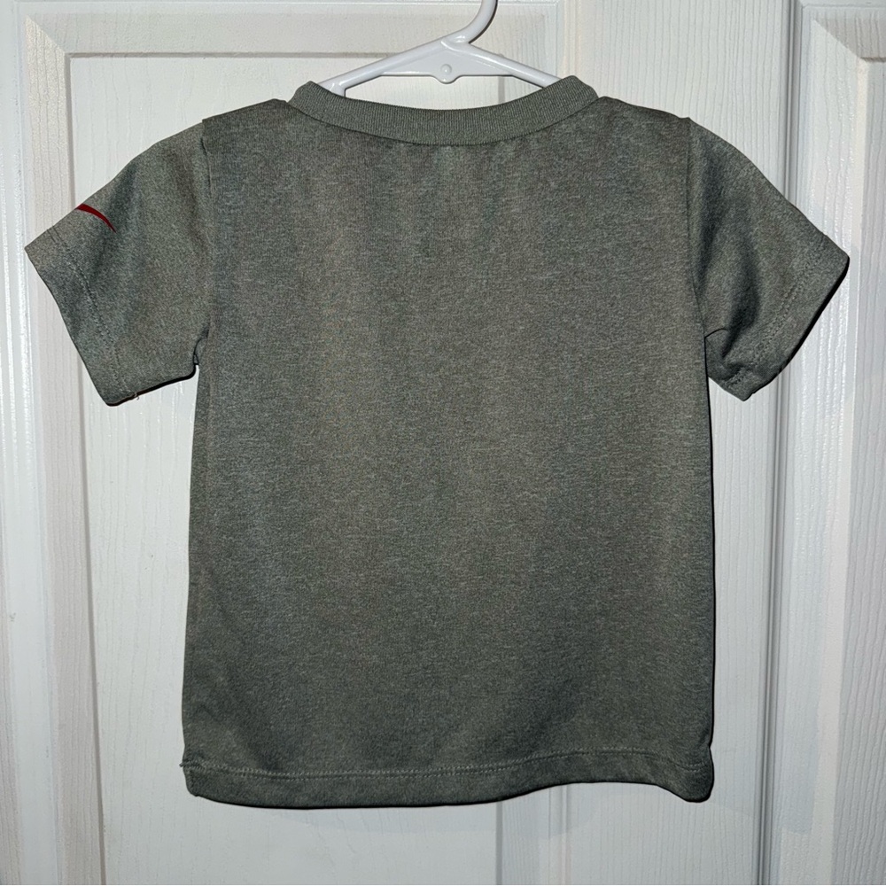 Nike Gray and Red Short Sleeve Tee with Sporty Graphic - Picture 5 of 5